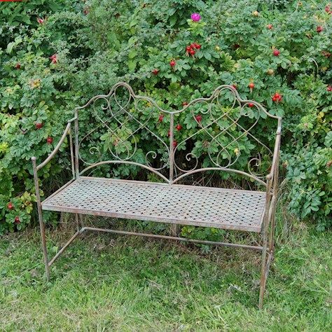 Mesh garden bench deals