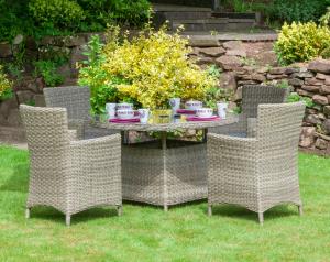 Royalcraft Wentworth Rattan Round 4 Seater Carver Dining Set